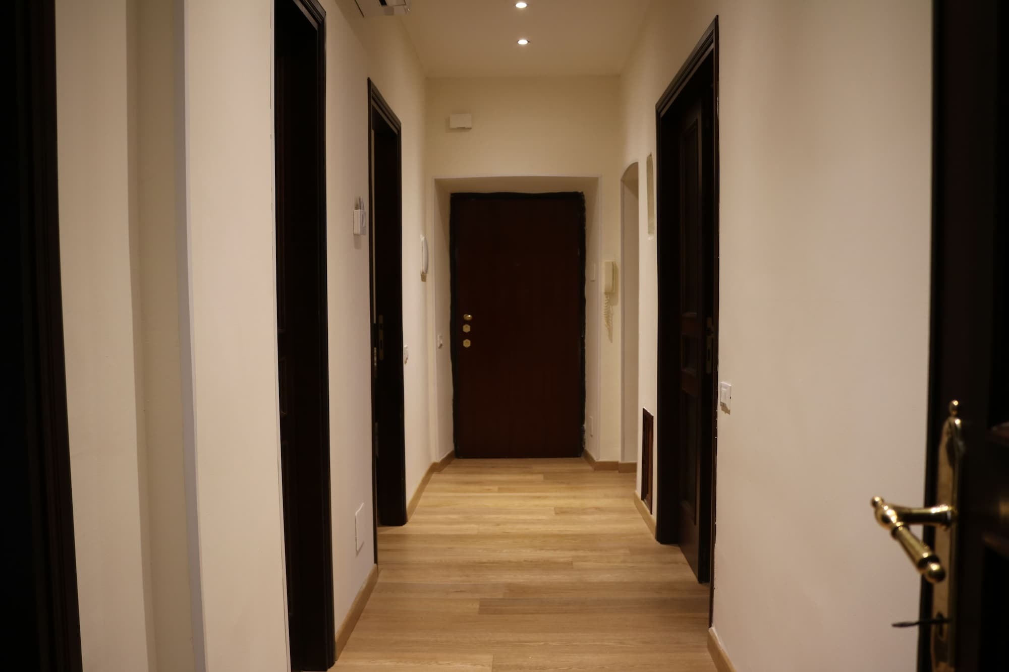 R.t. House's * Rom